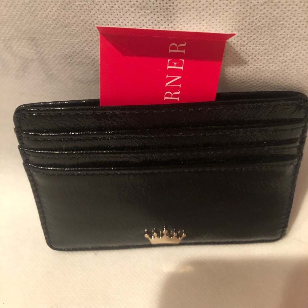 NWT Gorgeous Elaine Turner Black snakeskin card and snap wallet.